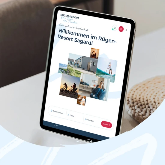 Relaunch für Feriendorf Rügen-Resort Ein Ipad mit der Website von Rügen Resort Sagard