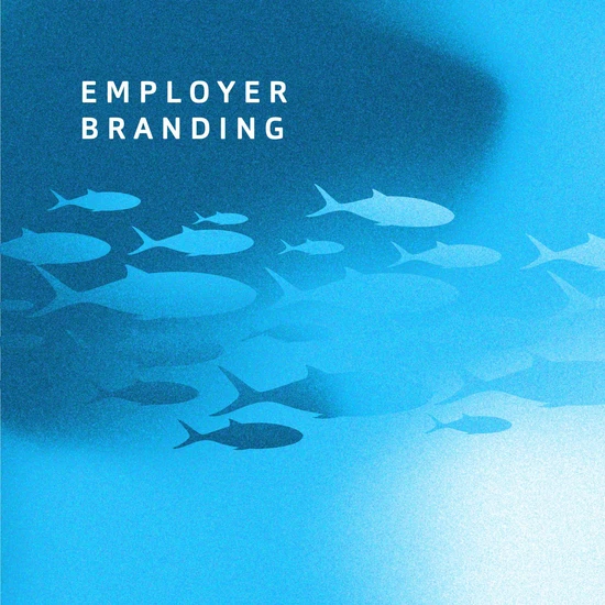 Erfolgreiches Employer Branding Fischschwarm auf blauem Hintergrund mit Schriftzug Employer Branding
