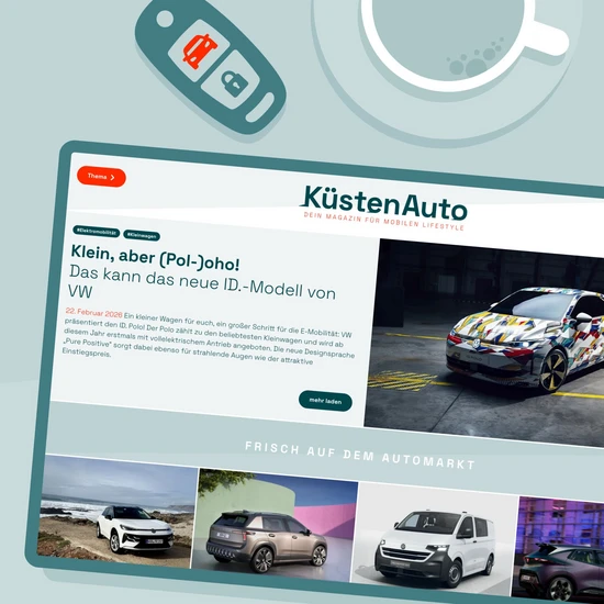 Online-Magazin für die Emil Frey Küstengarage Screenshot der Küstenauto-Webseite auf einer Grafik eines Tabletts. Daneben eine Grafik eines Autoschlüssels und einer Kaffeetasse